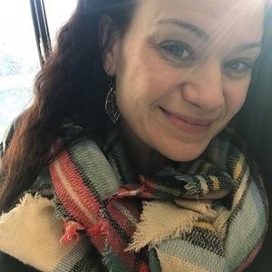Meet your Posher, Rebecca